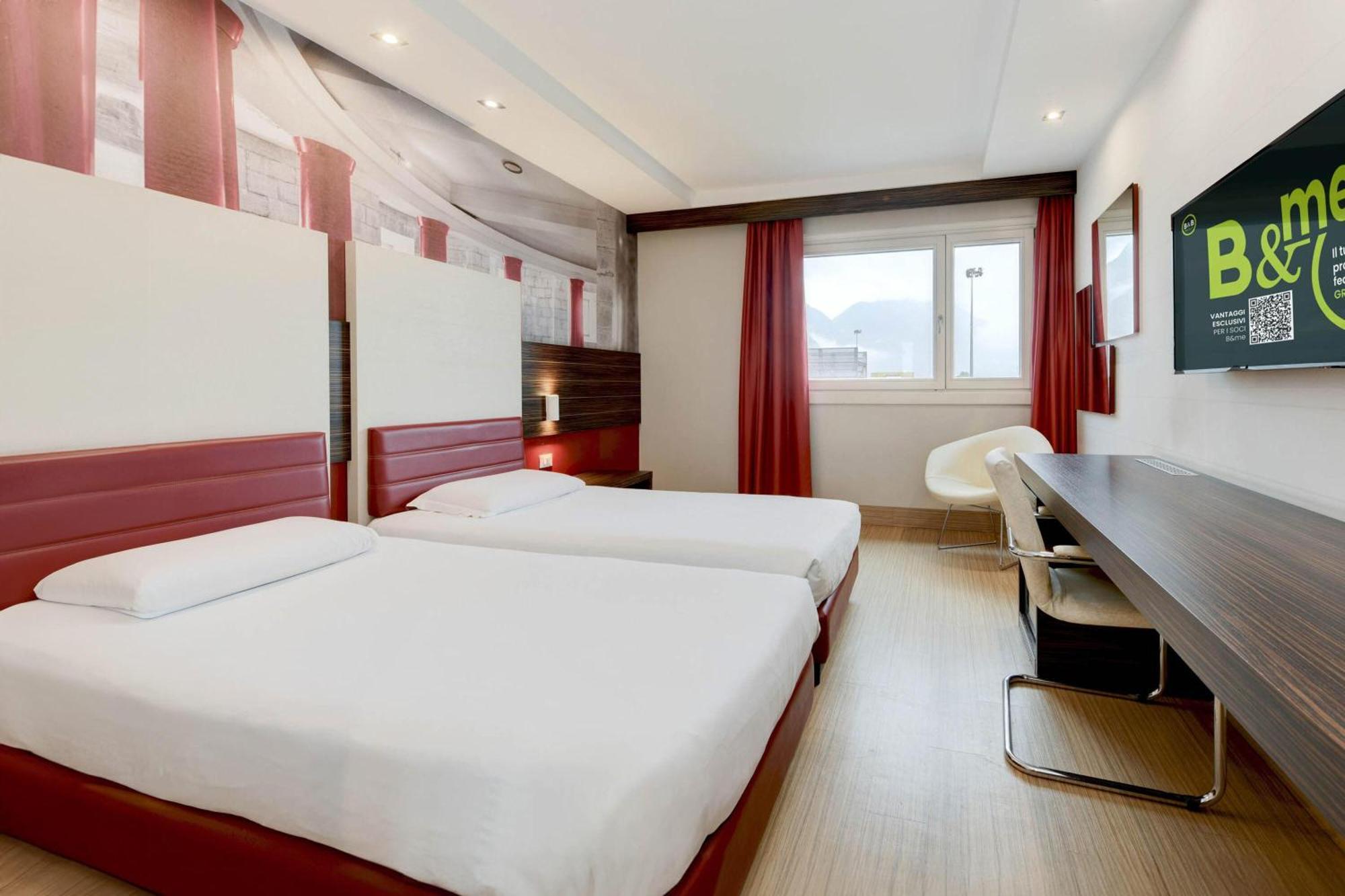 B&B Hotel Trento Esterno foto
