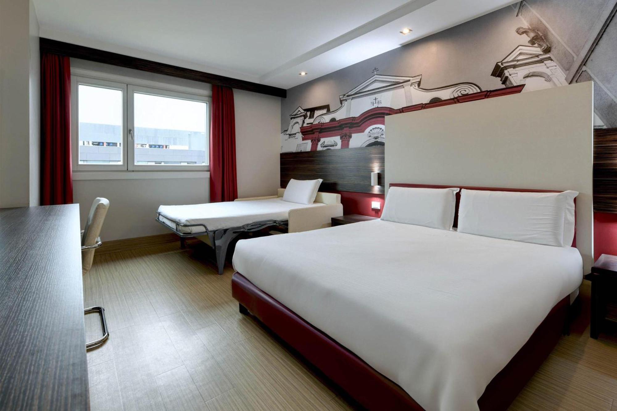 B&B Hotel Trento Esterno foto