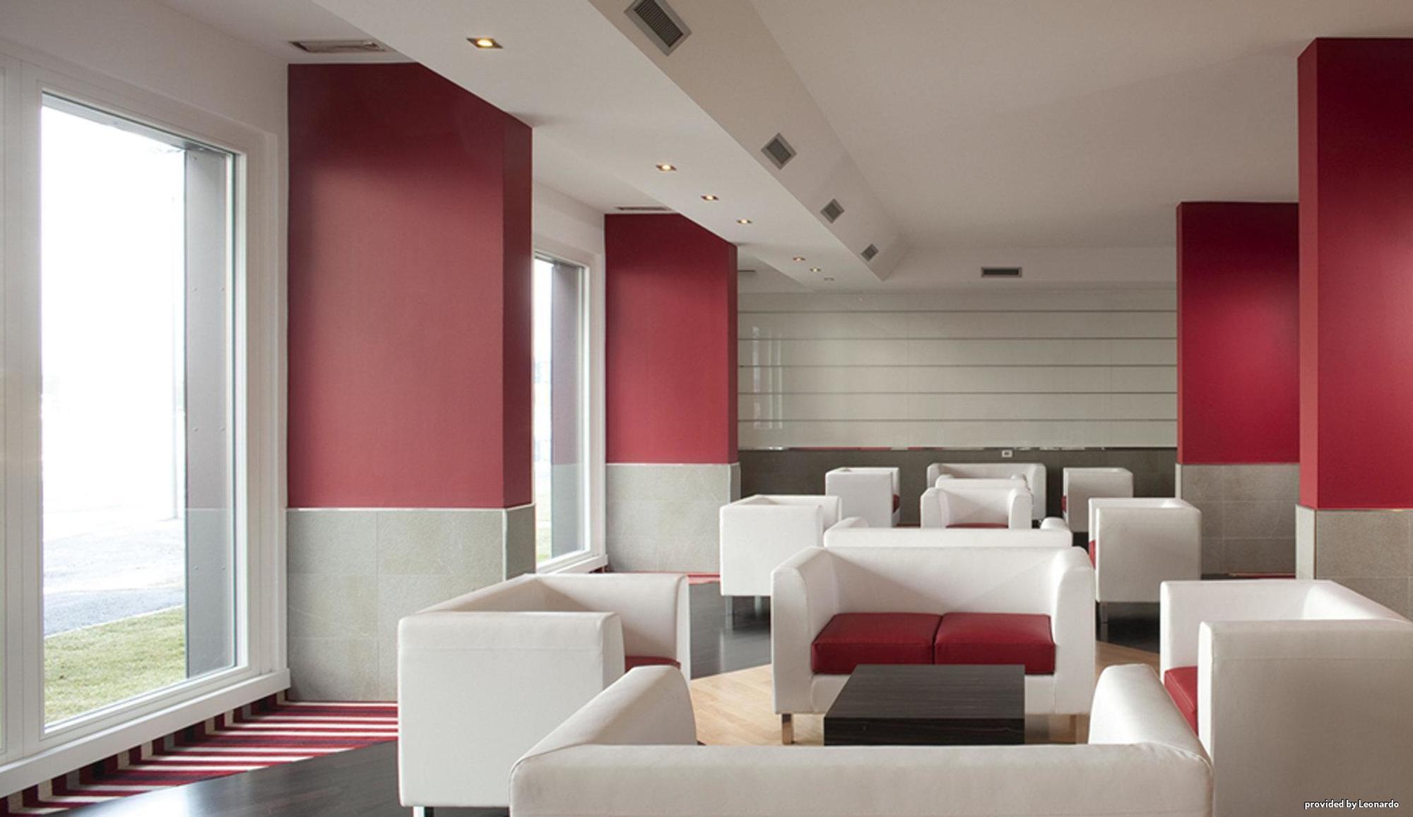 B&B Hotel Trento Esterno foto