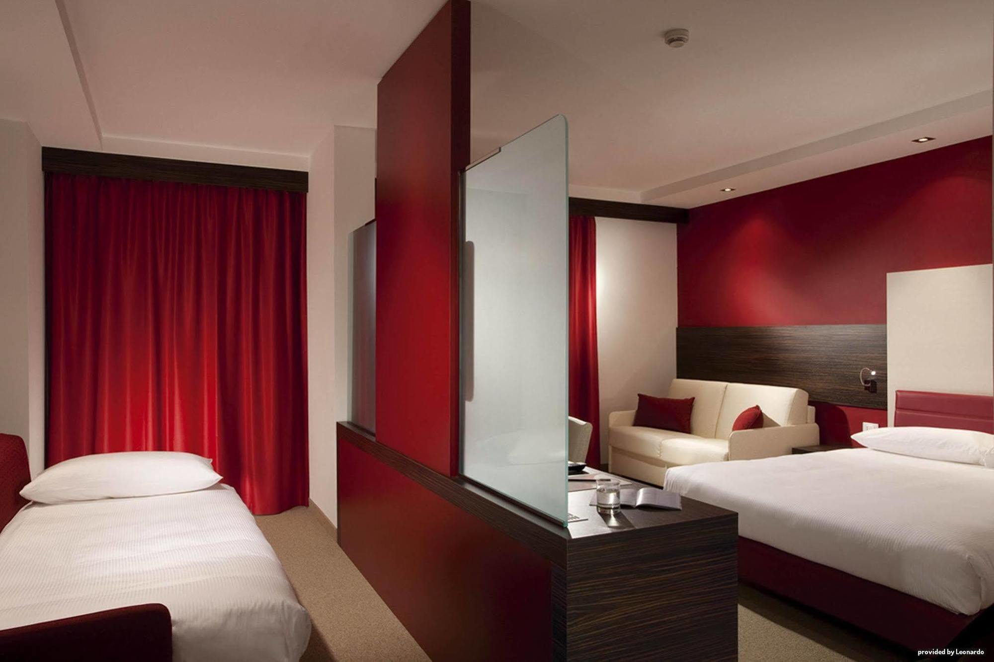 B&B Hotel Trento Camera foto