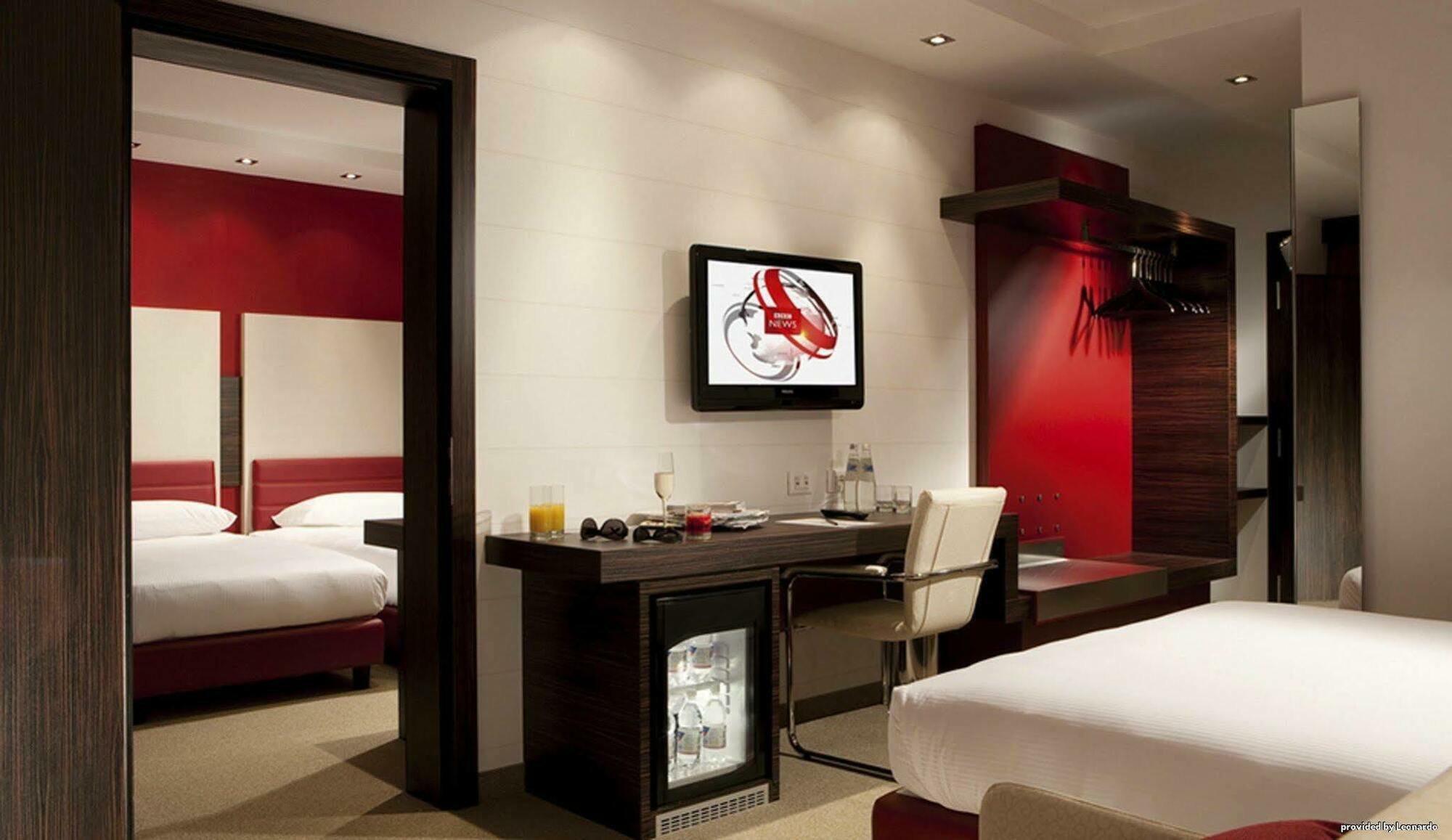 B&B Hotel Trento Esterno foto