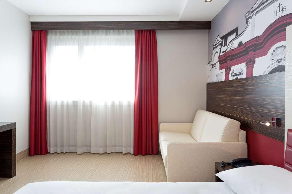 B&B Hotel Trento Camera foto